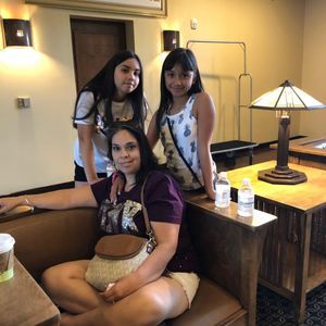 Meet your Posher, Bonita nina